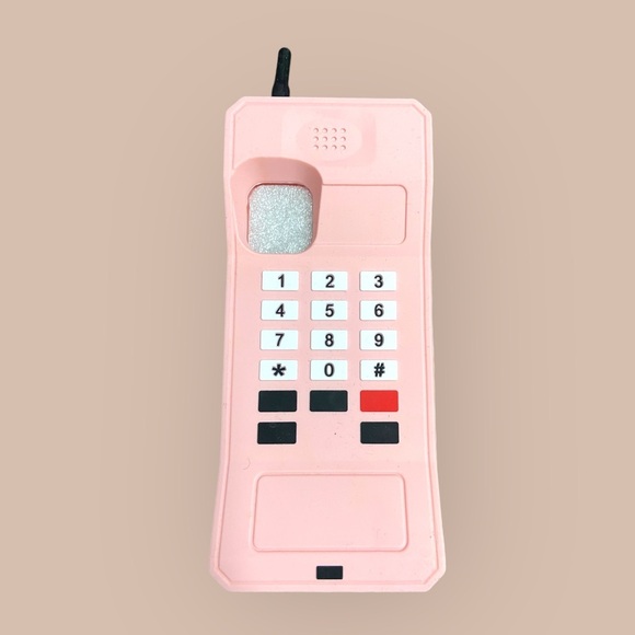 (SET OF 4) iPhone 11 retro love bug shockproof phone cases - Picture 5 of 8